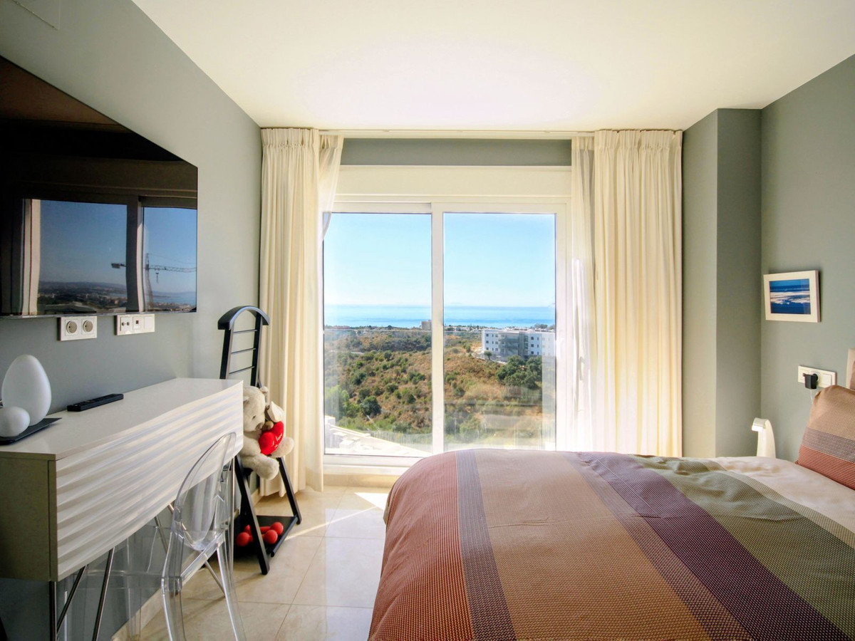 2 Bed, 2 Bath, ApartmentFor Sale, Los Monteros, Malaga