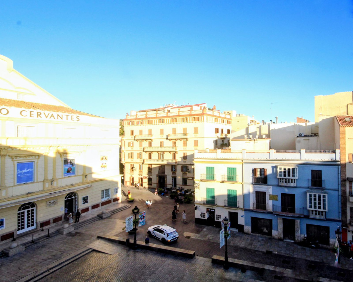 2 Bed, 1 Bath, ApartmentFor Sale, Malaga, Malaga