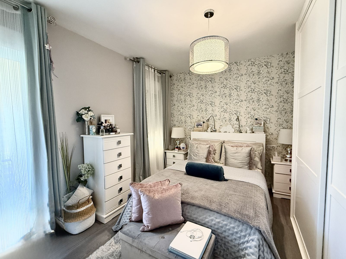 2 Bed, 1 Bath, ApartmentFor Sale, Riviera Del Sol, Malaga