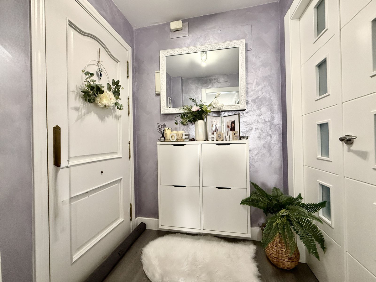 2 Bed, 1 Bath, ApartmentFor Sale, Riviera Del Sol, Malaga