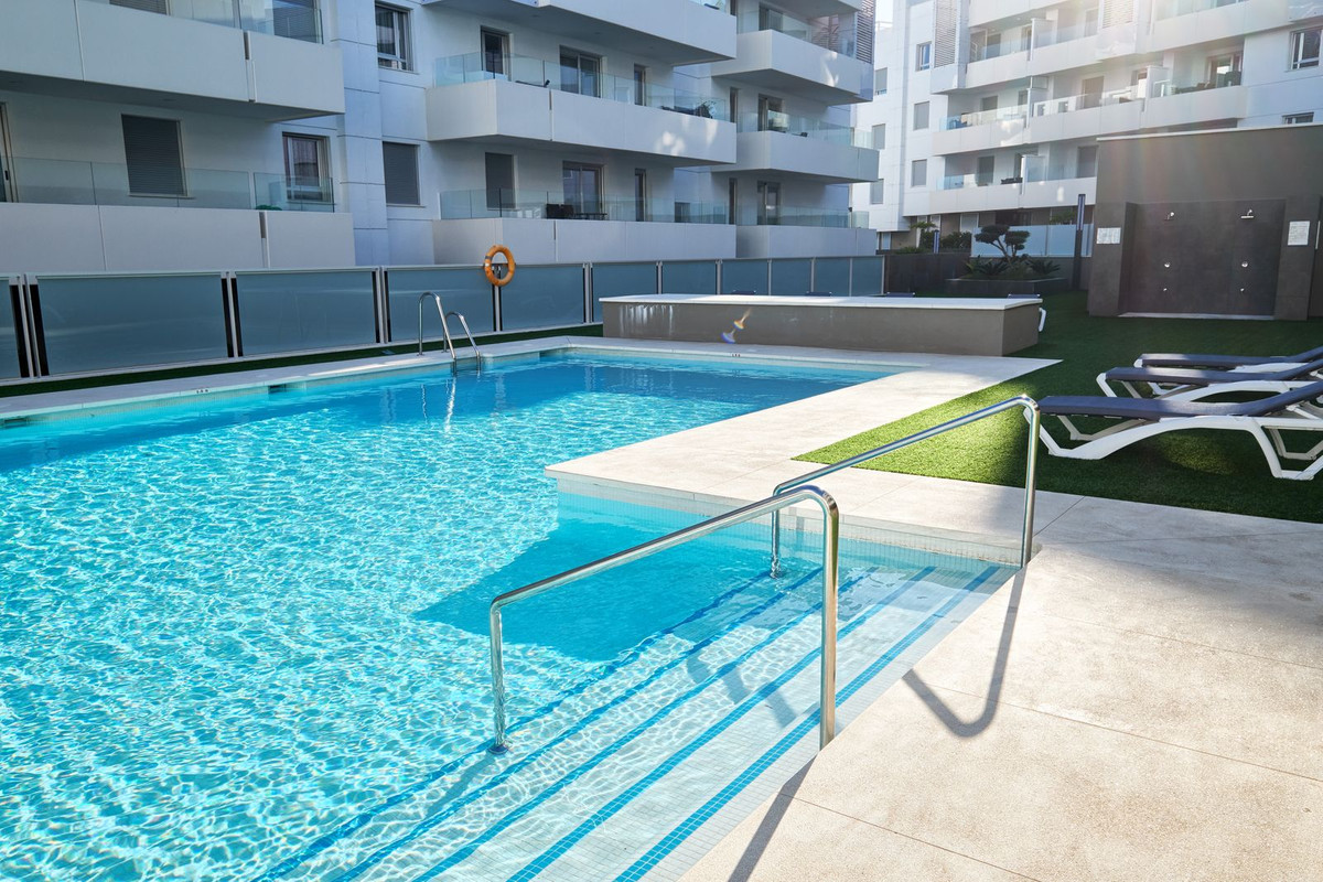 3 Bed, 2 Bath, ApartmentFor Sale, San Pedro de Alcantara, Malaga