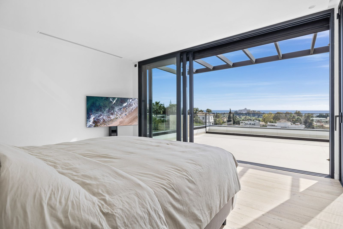 4 Bed, 4 Bath, HouseFor Sale, Benahavis, Malaga