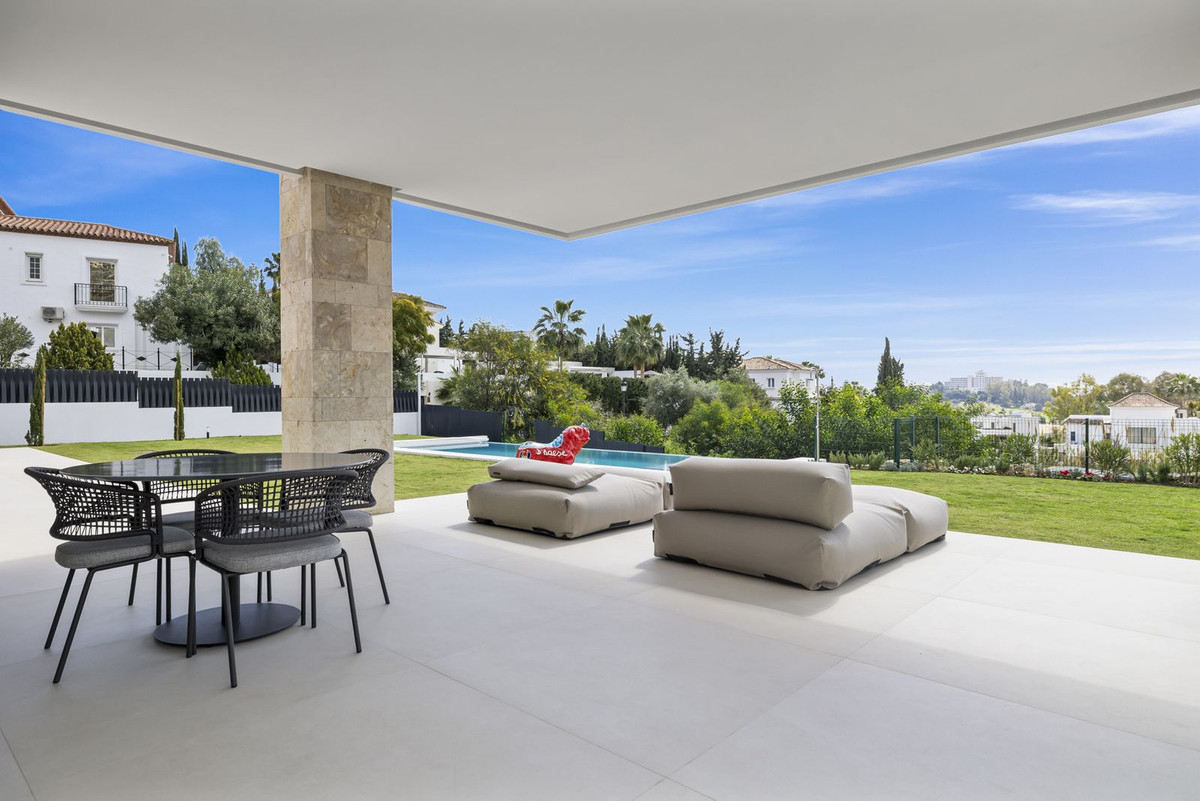 4 Bed, 4 Bath, HouseFor Sale, Benahavis, Malaga