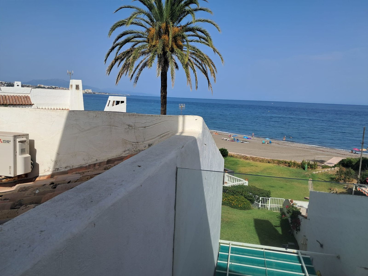 5 Bed, 4 Bath, HouseFor Sale, Estepona, Malaga