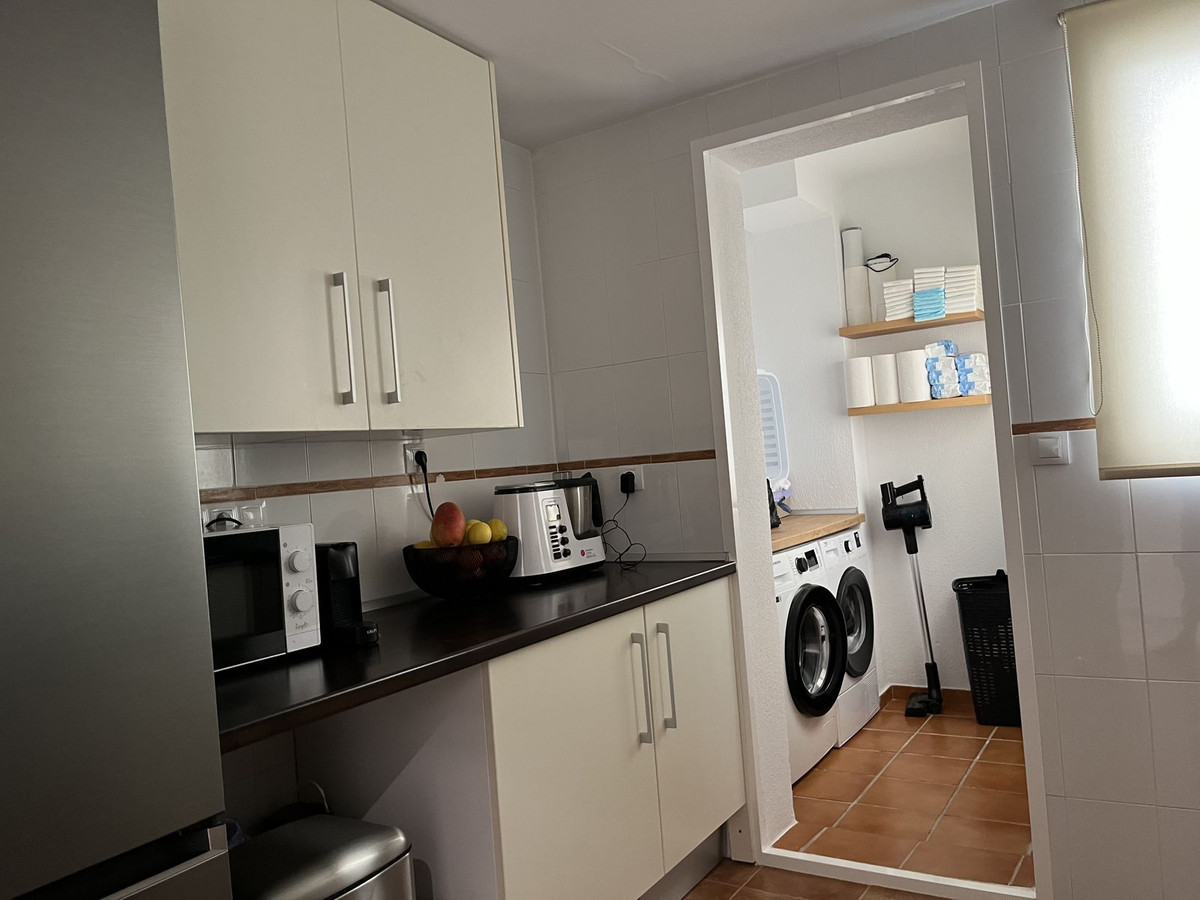 3 Bed, 2 Bath, ApartmentFor Sale, Casares, Malaga