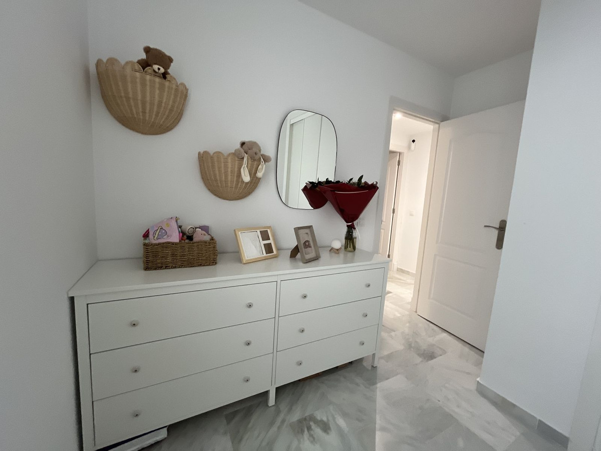 3 Bed, 2 Bath, ApartmentFor Sale, Casares, Malaga