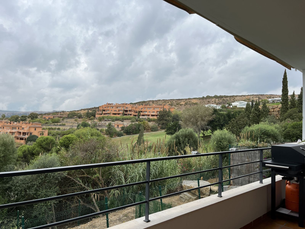 3 Bed, 2 Bath, ApartmentFor Sale, Casares, Malaga