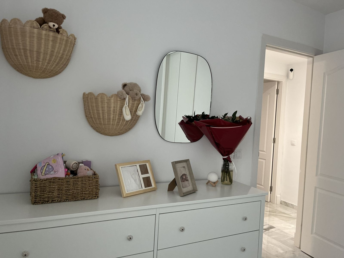 3 Bed, 2 Bath, ApartmentFor Sale, Casares, Malaga