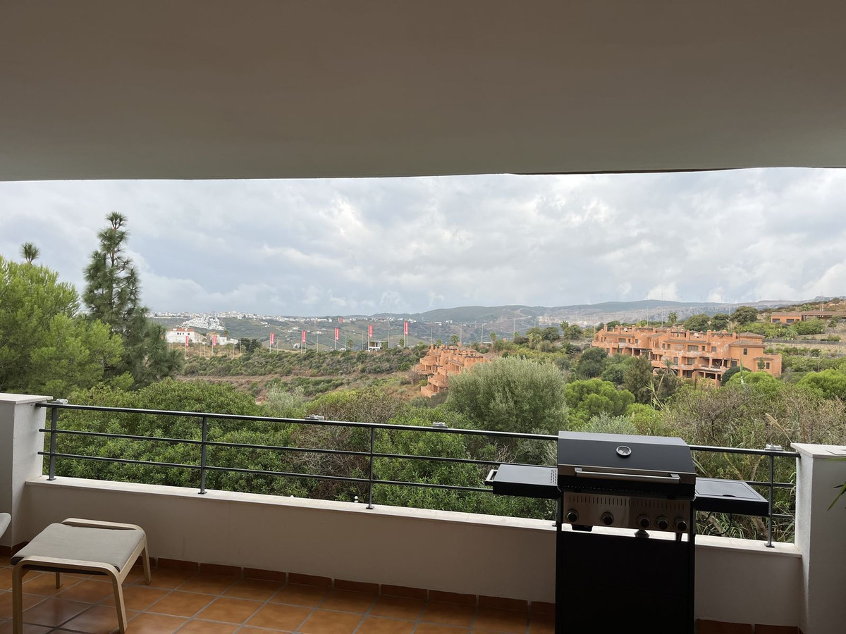 3 Bed, 2 Bath, ApartmentFor Sale, Casares, Malaga