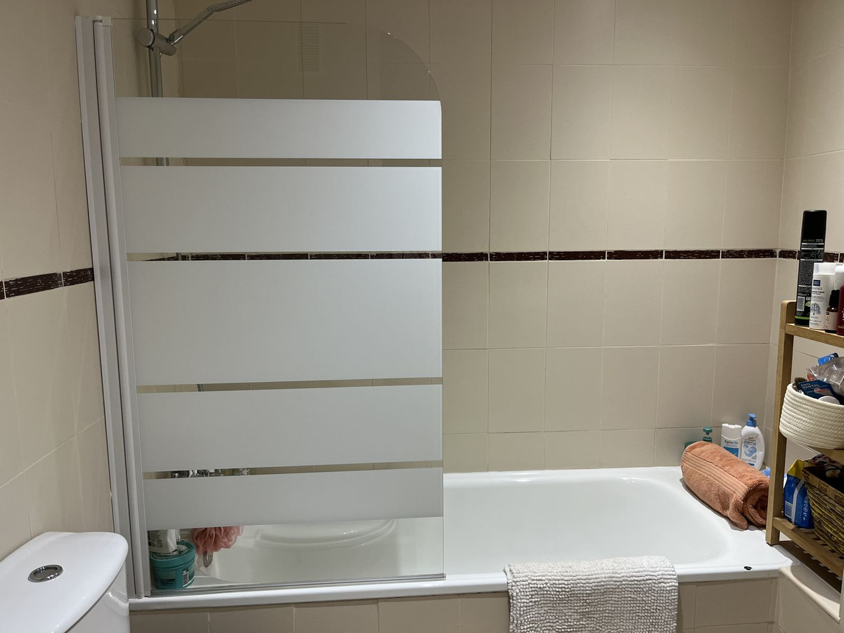 3 Bed, 2 Bath, ApartmentFor Sale, Casares, Malaga