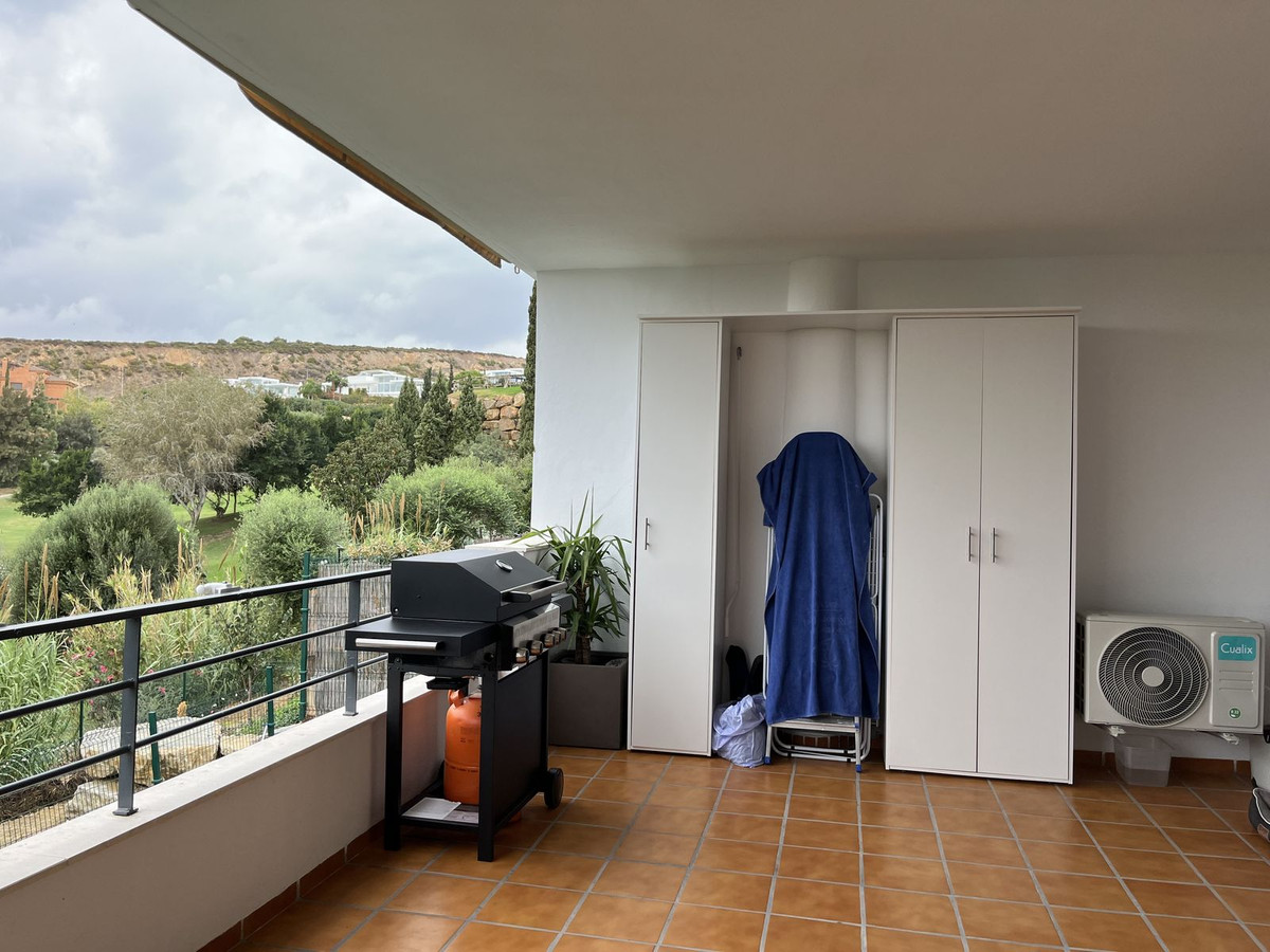 3 Bed, 2 Bath, ApartmentFor Sale, Casares, Malaga
