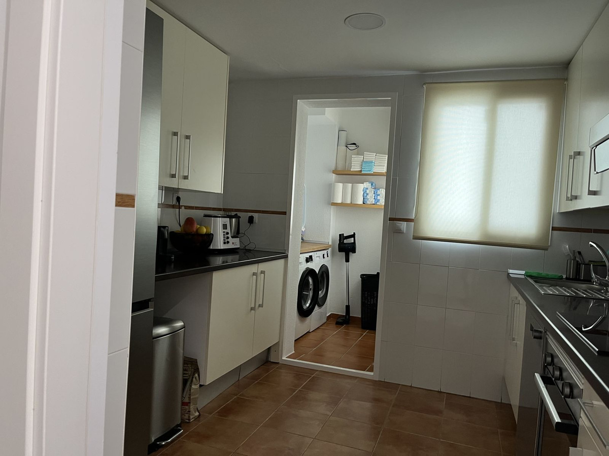 3 Bed, 2 Bath, ApartmentFor Sale, Casares, Malaga