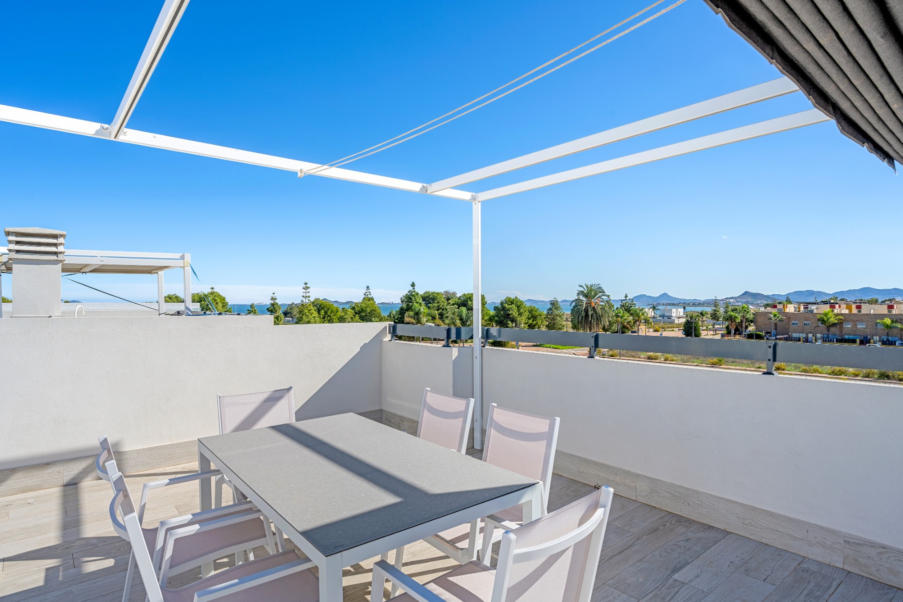 4 Bed, 3 Bath, HouseFor Sale, Los Alcazares, Murcia