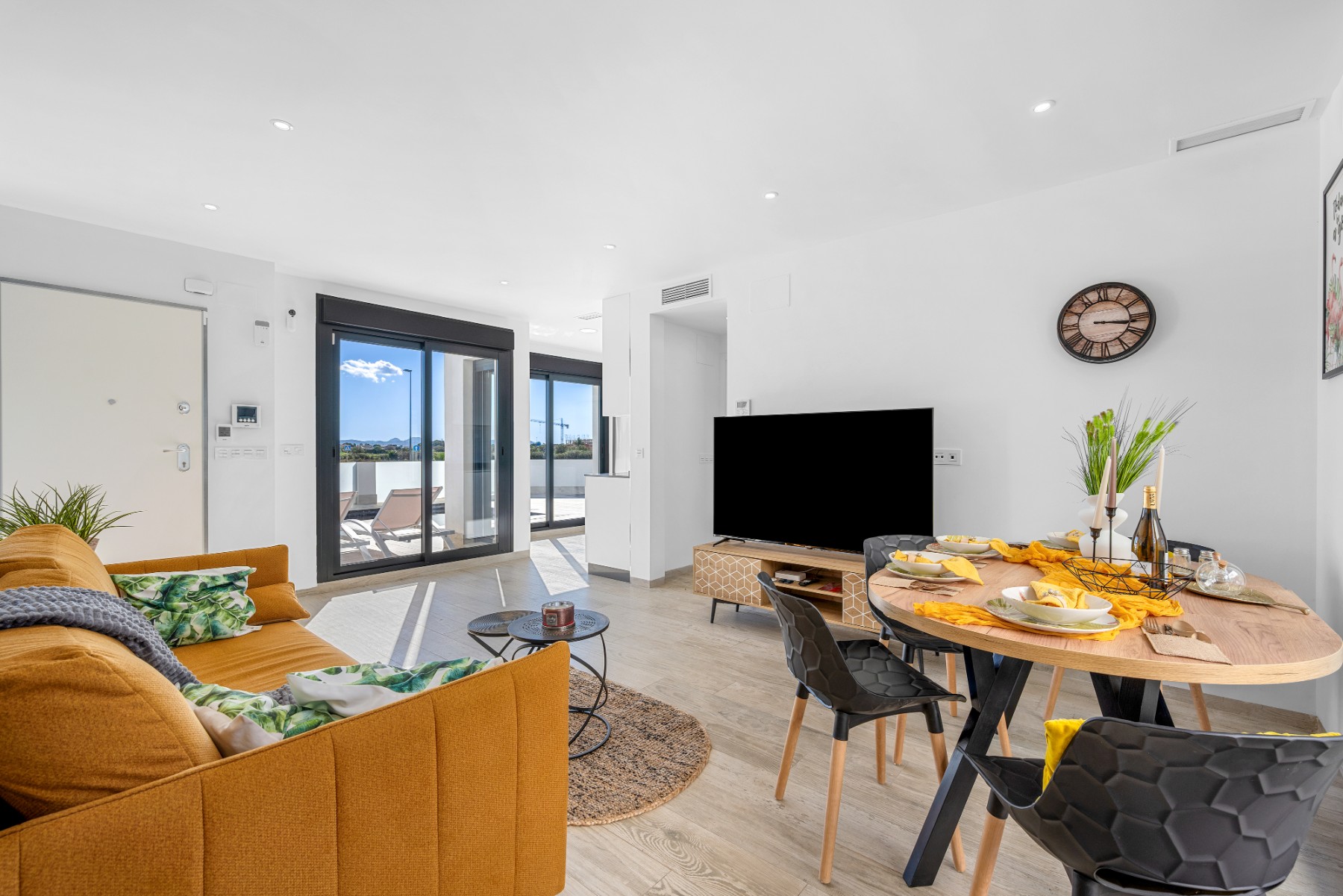 4 Bed, 3 Bath, HouseFor Sale, Los Alcazares, Murcia