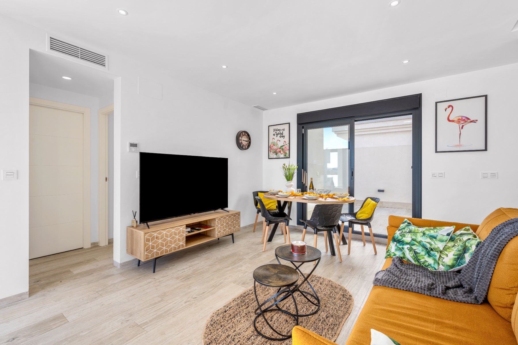 4 Bed, 3 Bath, HouseFor Sale, Los Alcazares, Murcia