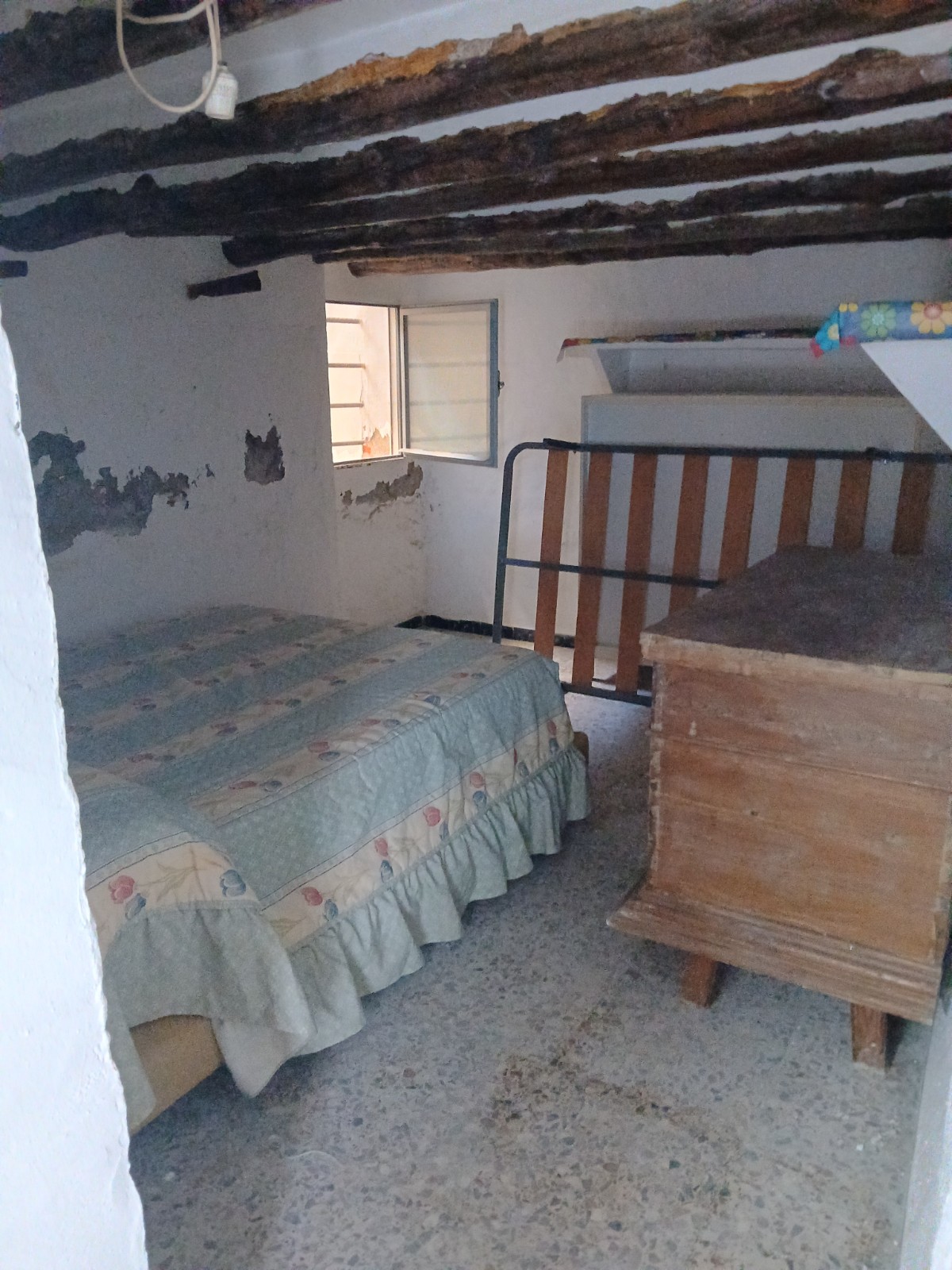 3 Bed, 1 Bath, HouseFor Sale, Yecla, Murcia