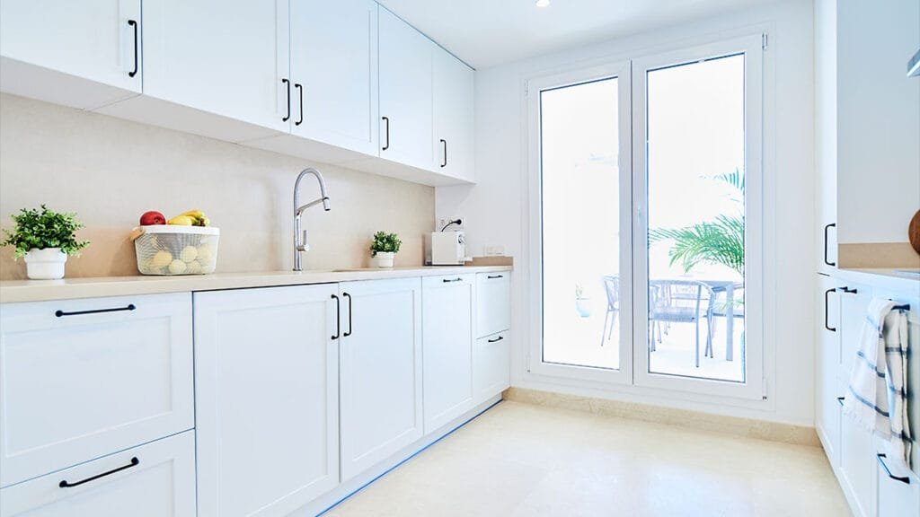 3 Bed, 2 Bath, ApartmentFor Sale, Marbella, Malaga