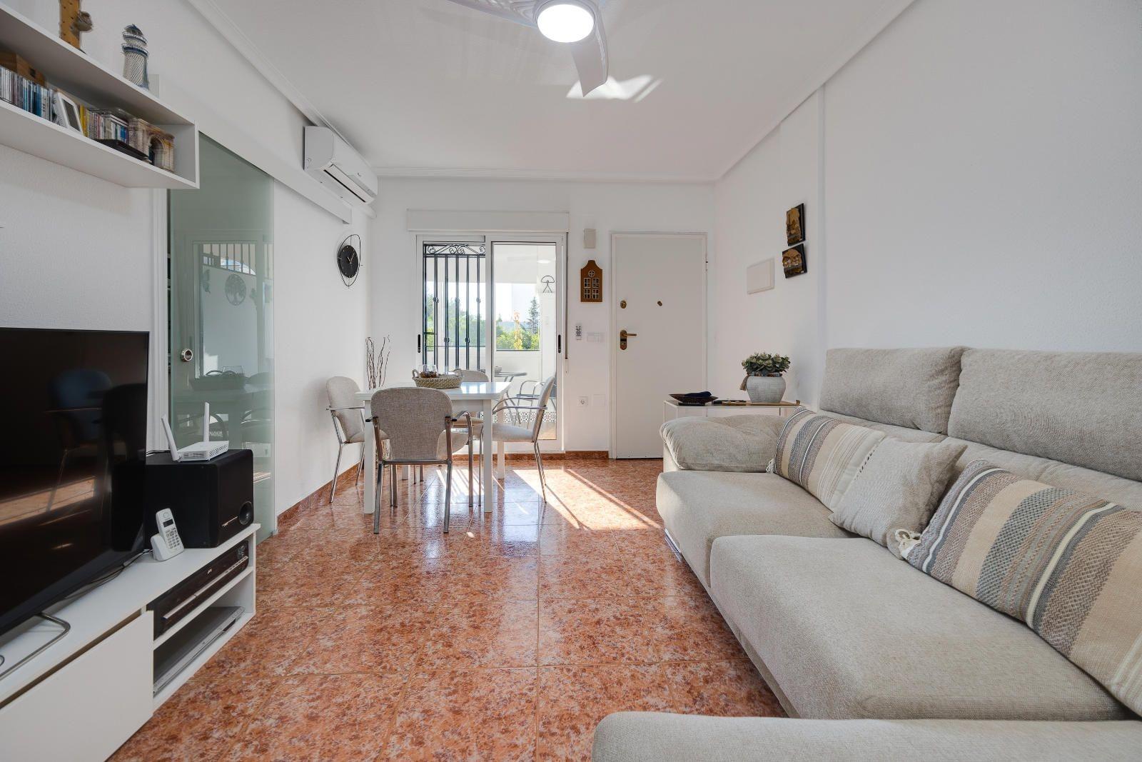 2 Bed, 1 Bath, HouseFor Sale, Orihuela Costa, Alicante