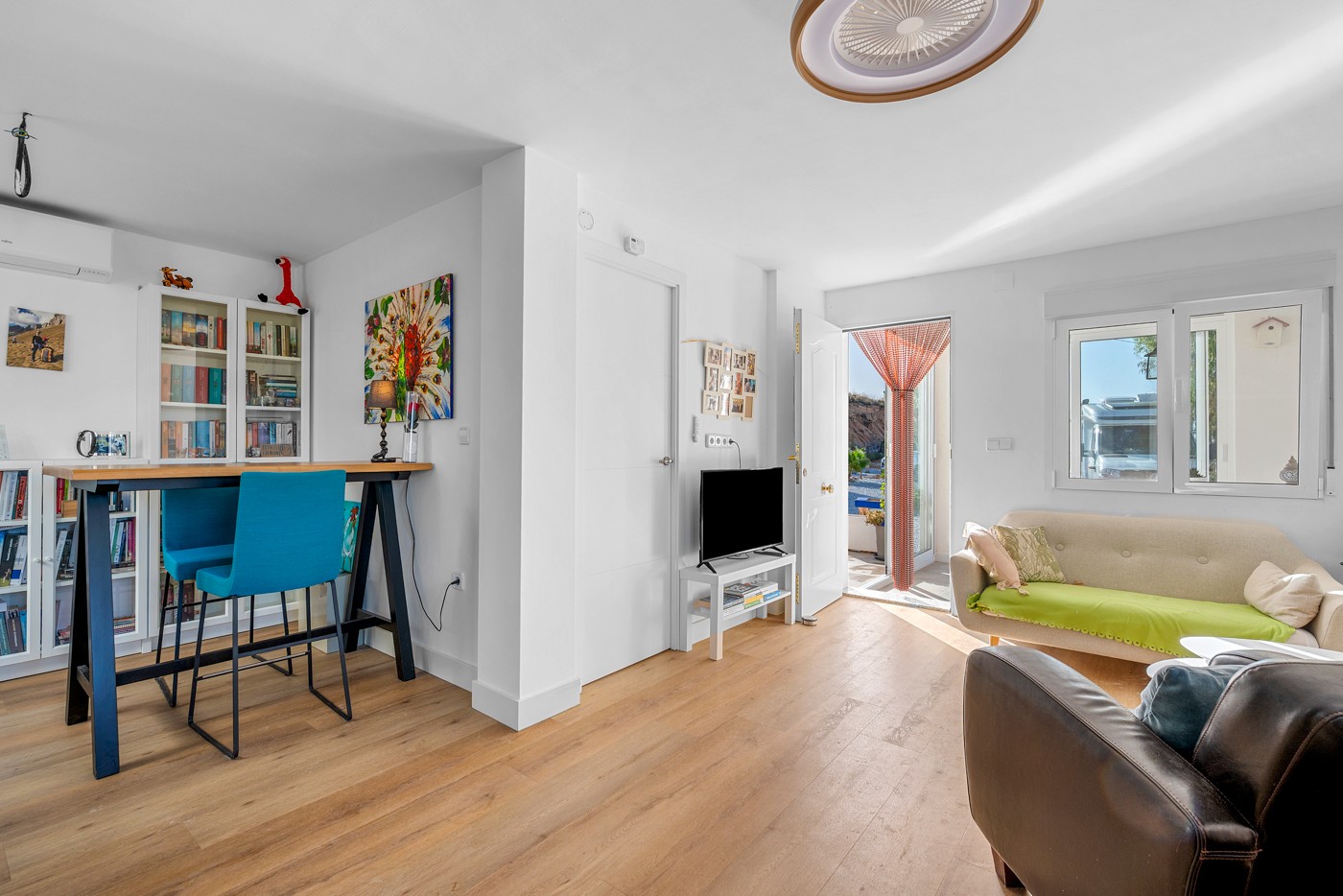 3 Bed, 2 Bath, HouseFor Sale, Crevillent, Alicante