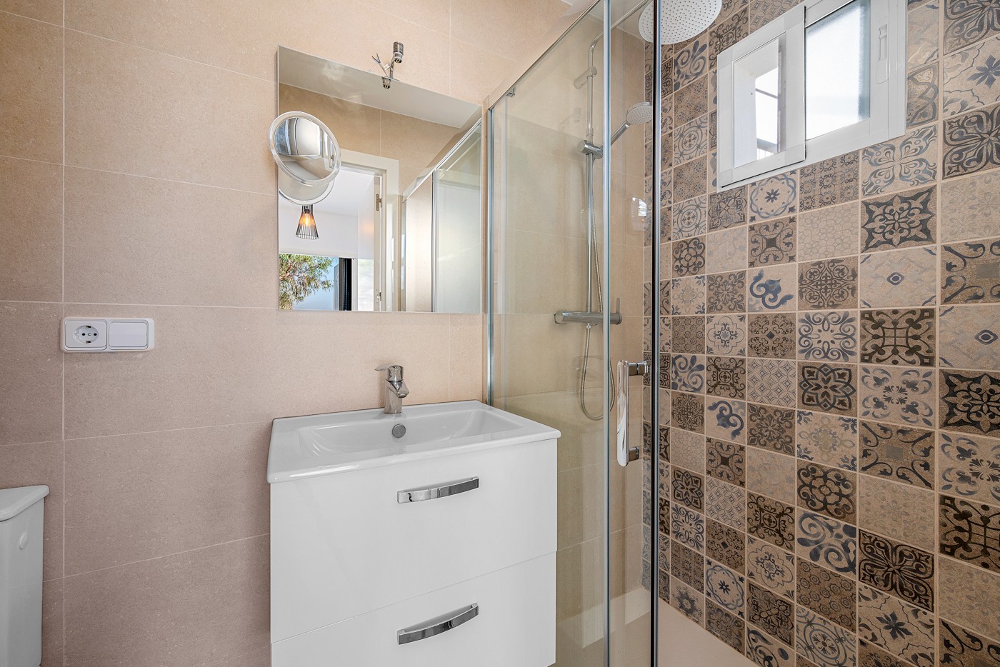 3 Bed, 2 Bath, HouseFor Sale, Crevillent, Alicante