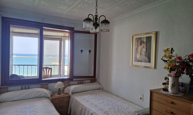 3 Bed, 2 Bath, ApartmentFor Sale, Torrevieja, Alicante