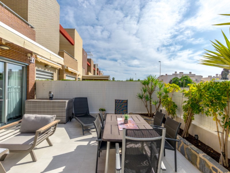 2 Bed, 2 Bath, ApartmentFor Sale, Torrevieja, Alicante