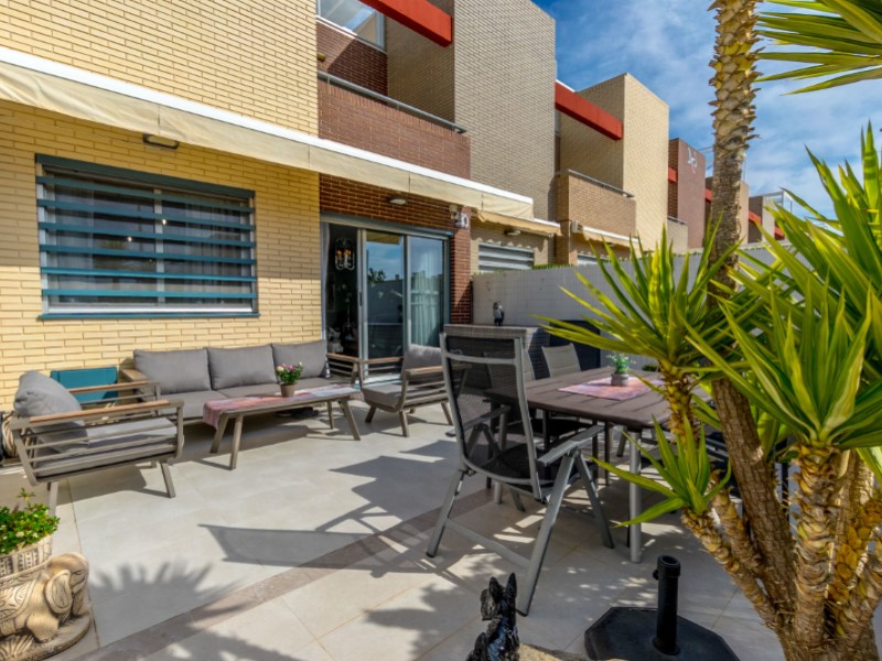 2 Bed, 2 Bath, ApartmentFor Sale, Torrevieja, Alicante