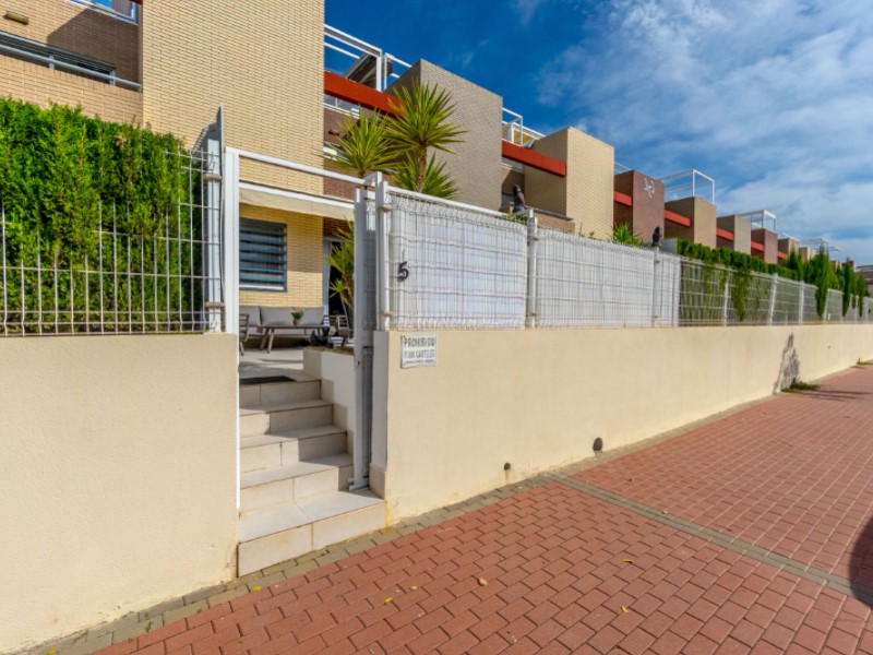 2 Bed, 2 Bath, ApartmentFor Sale, Torrevieja, Alicante