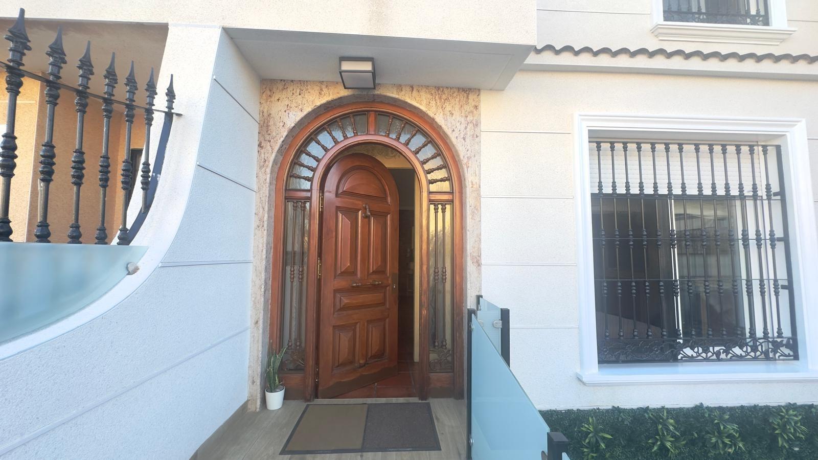 4 Bed, 3 Bath, HouseFor Sale, Orihuela Costa, Alicante