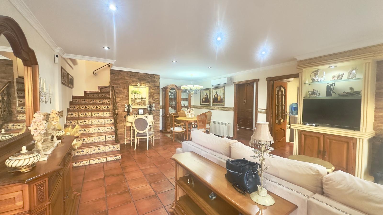 4 Bed, 3 Bath, HouseFor Sale, Orihuela Costa, Alicante