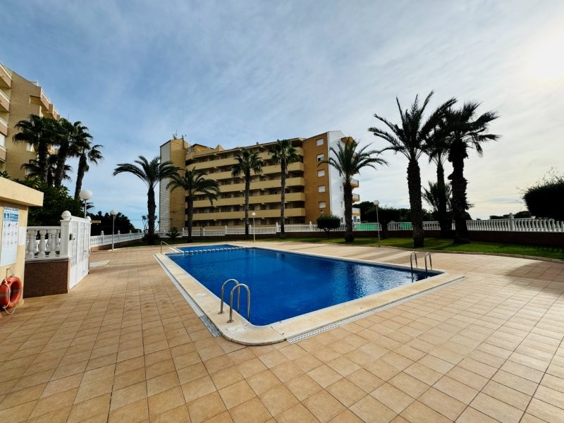 2 Bed, 1 Bath, ApartmentFor Sale, La Mata, Alicante