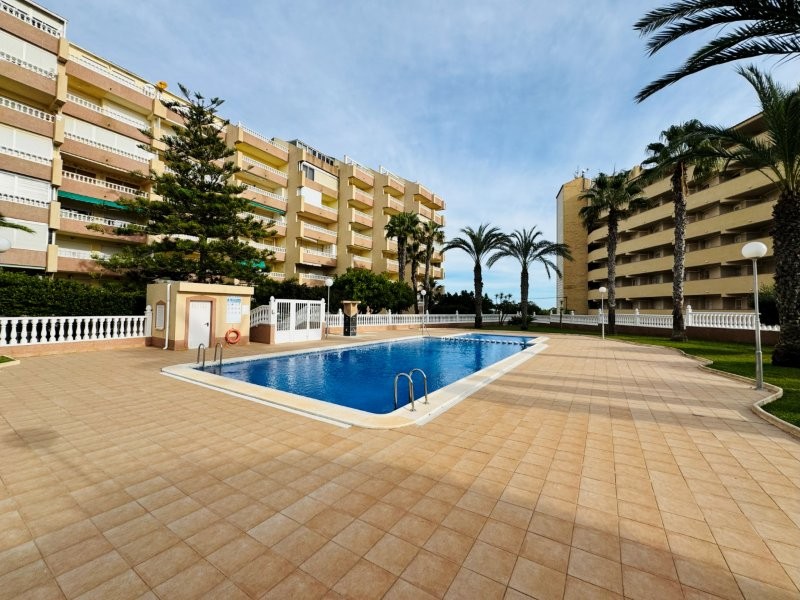 2 Bed, 1 Bath, ApartmentFor Sale, La Mata, Alicante