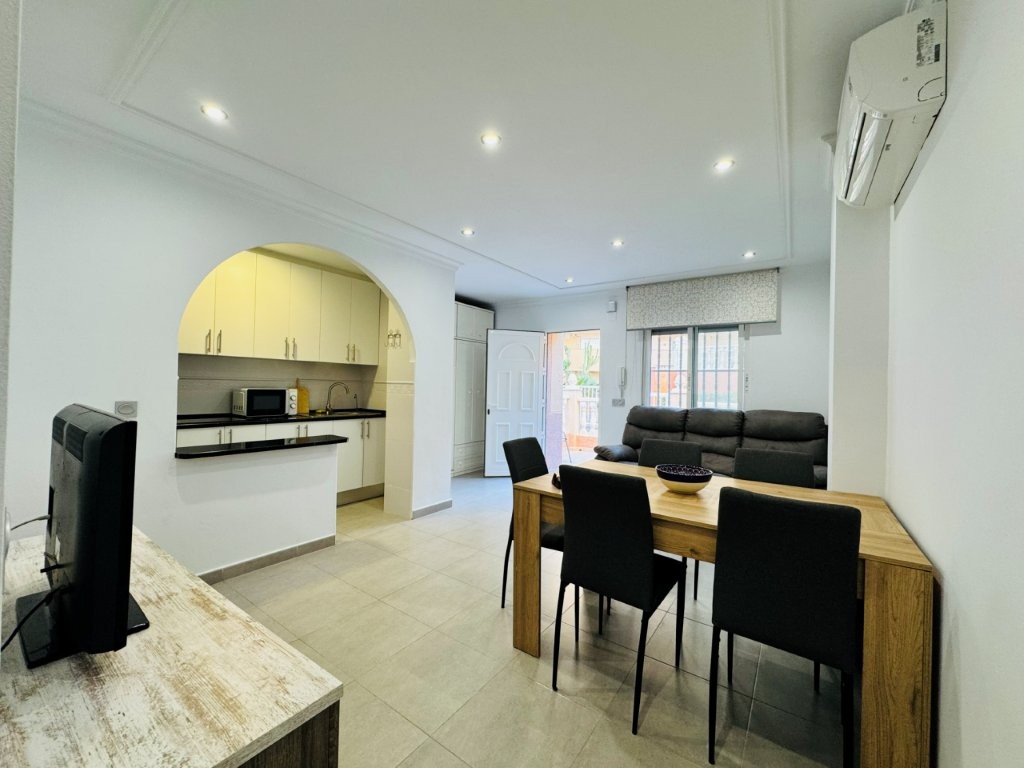 2 Bed, 1 Bath, ApartmentFor Sale, La Mata, Alicante