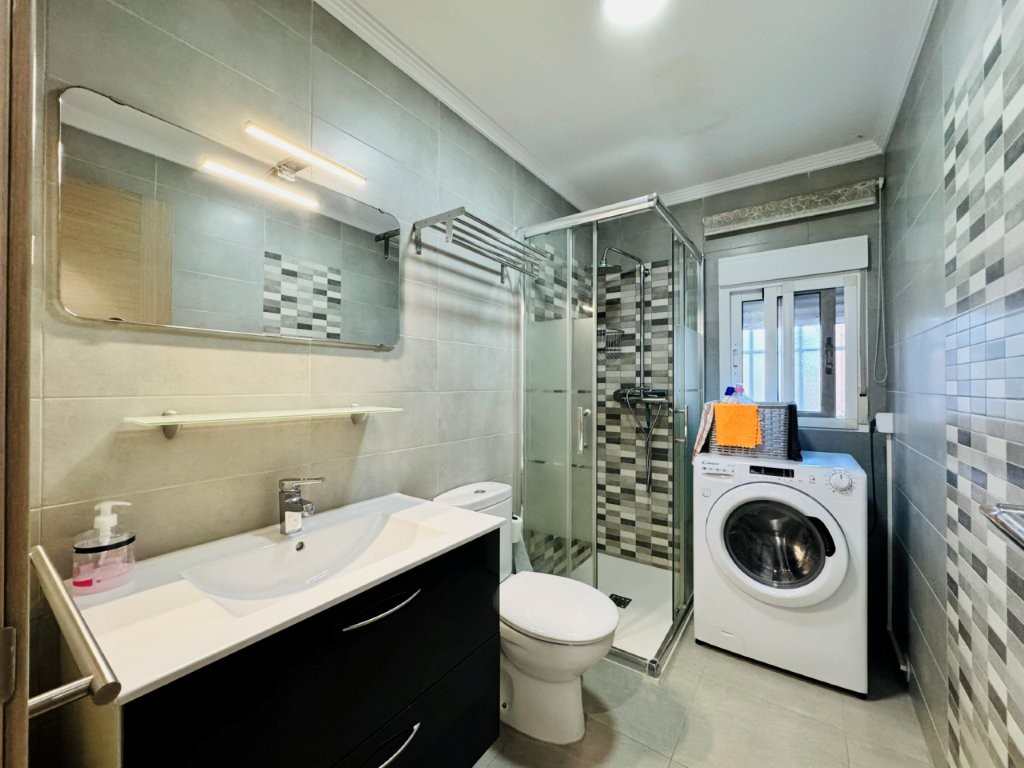 2 Bed, 1 Bath, ApartmentFor Sale, La Mata, Alicante