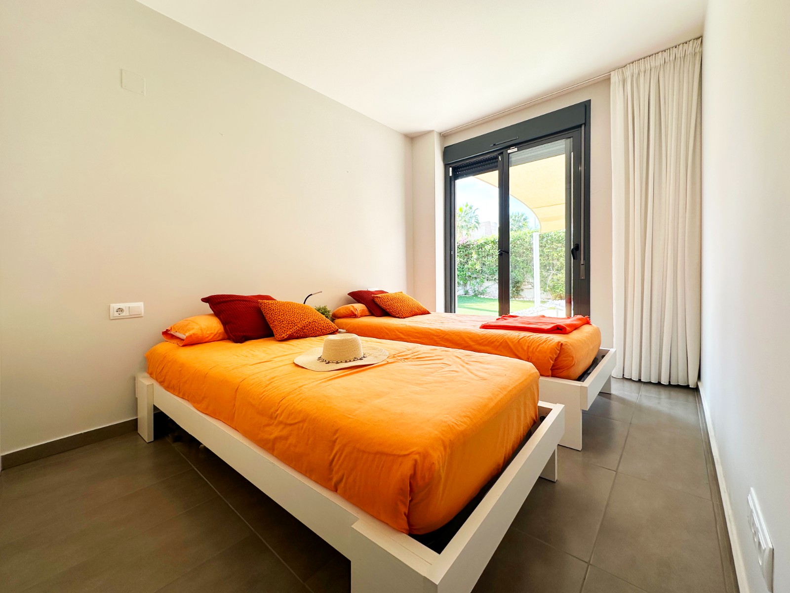 3 Bed, 2 Bath, HouseFor Sale, Algorfa, Alicante