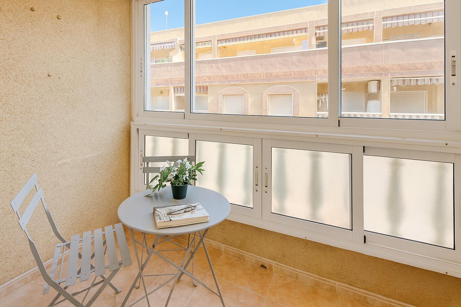 2 Bed, 1 Bath, ApartmentFor Sale, Torrevieja, Alicante