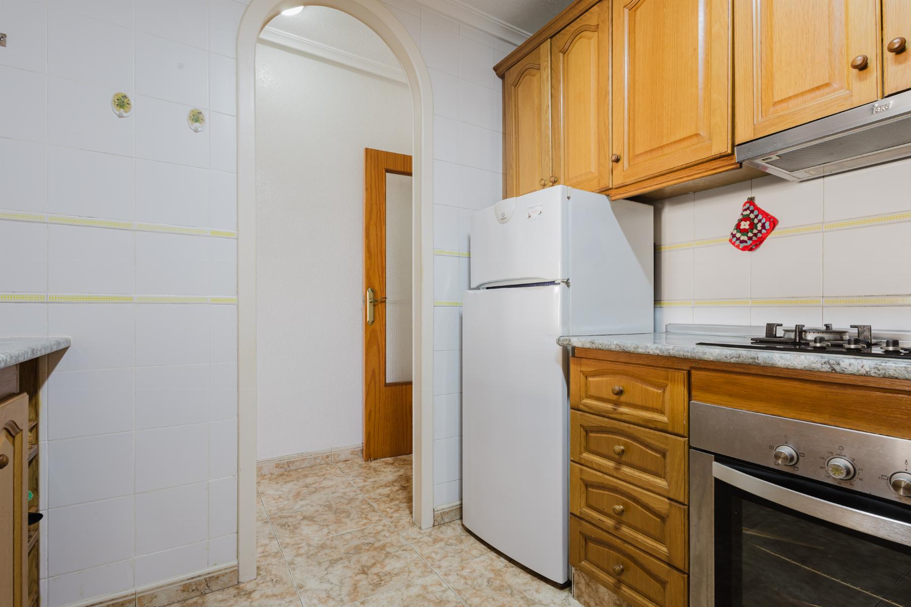 2 Bed, 1 Bath, ApartmentFor Sale, Torrevieja, Alicante