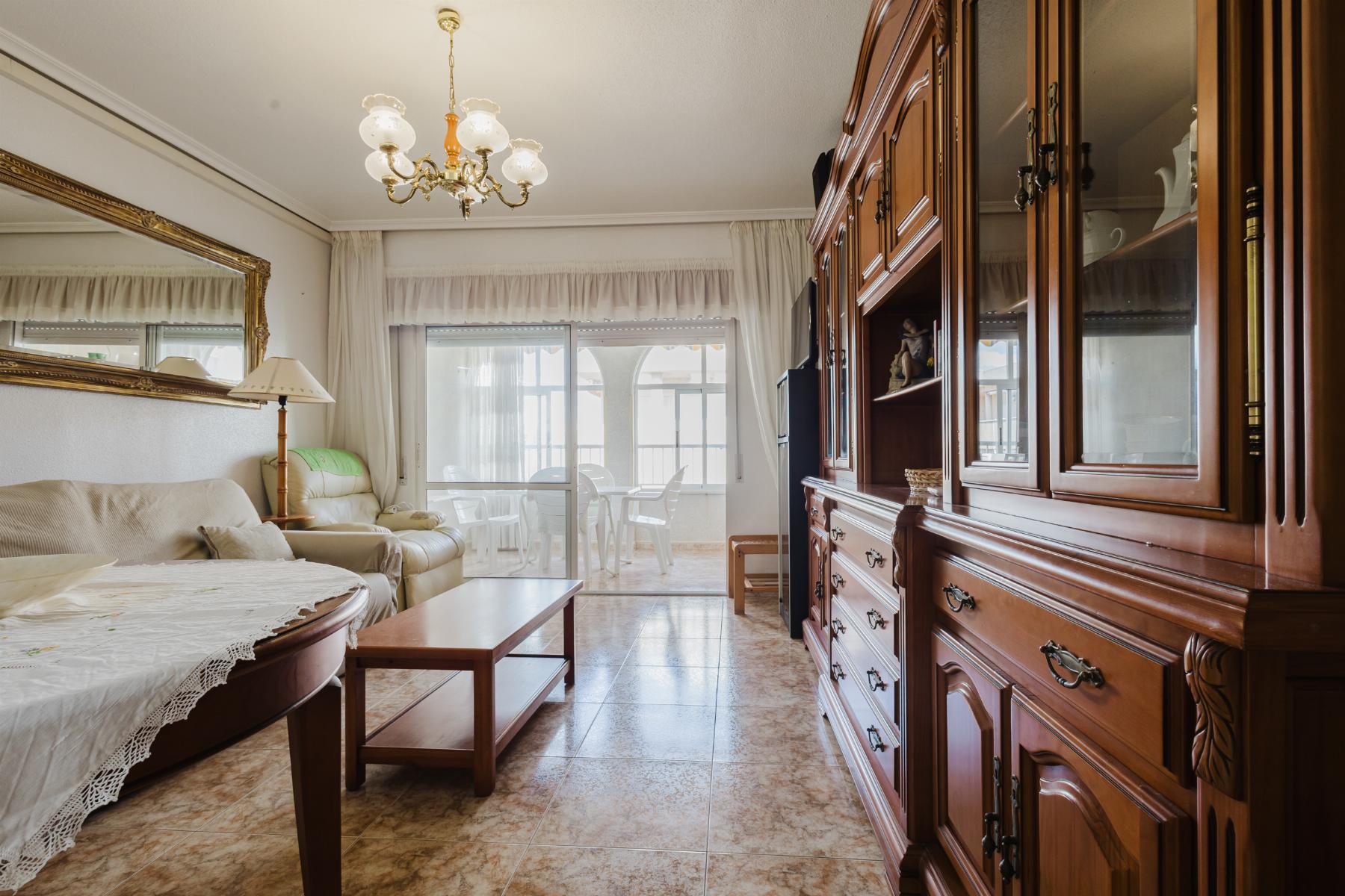 2 Bed, 1 Bath, ApartmentFor Sale, Torrevieja, Alicante