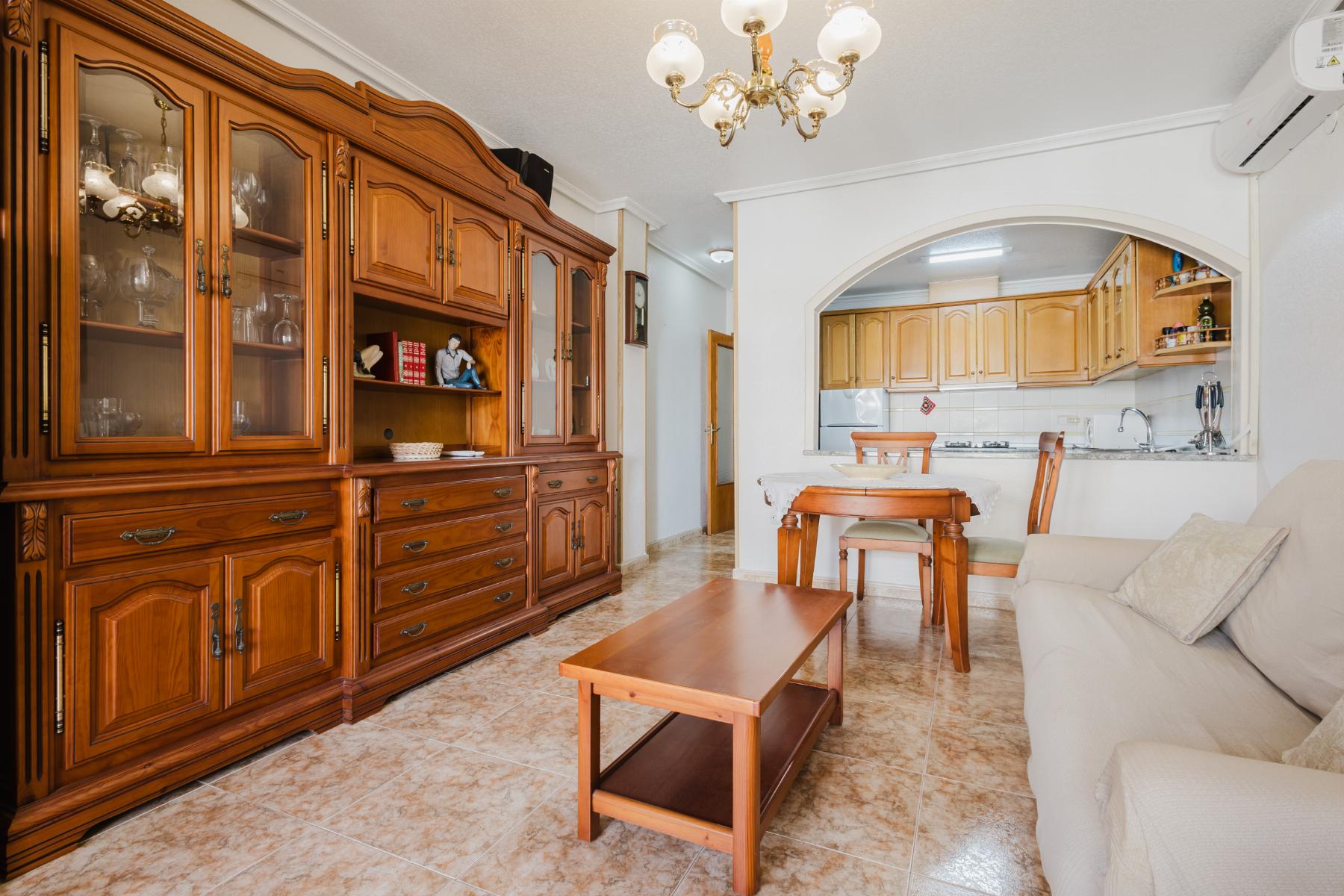 2 Bed, 1 Bath, ApartmentFor Sale, Torrevieja, Alicante