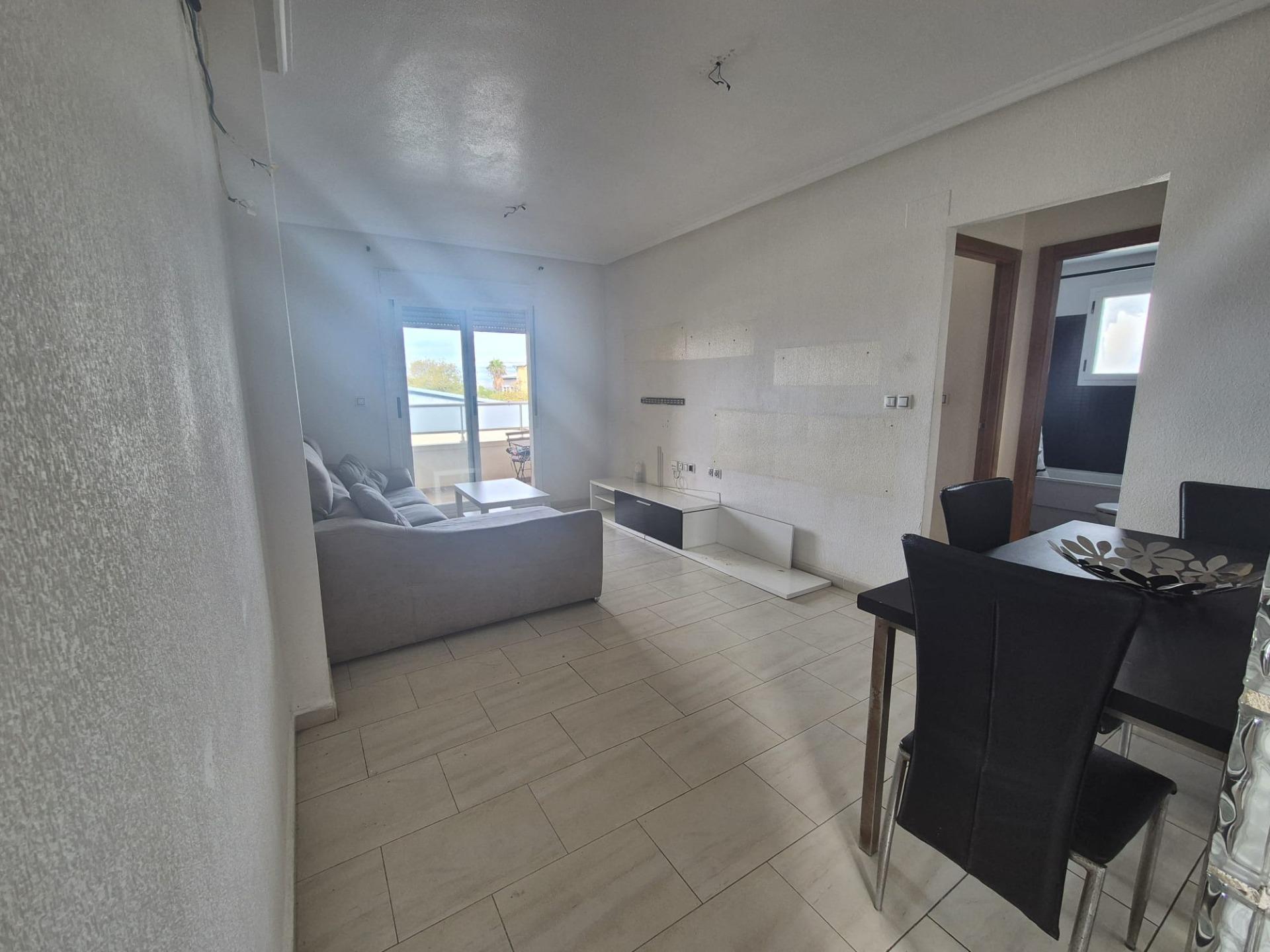 2 Bed, 1 Bath, ApartmentFor Sale, Torrevieja, Alicante