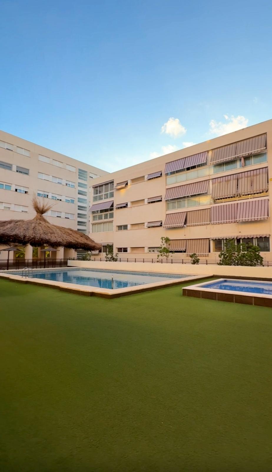 3 Bed, 2 Bath, ApartmentFor Sale, Alicante, Alicante