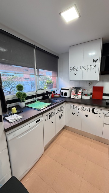 3 Bed, 2 Bath, ApartmentFor Sale, Alicante, Alicante