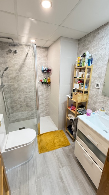 3 Bed, 2 Bath, ApartmentFor Sale, Alicante, Alicante