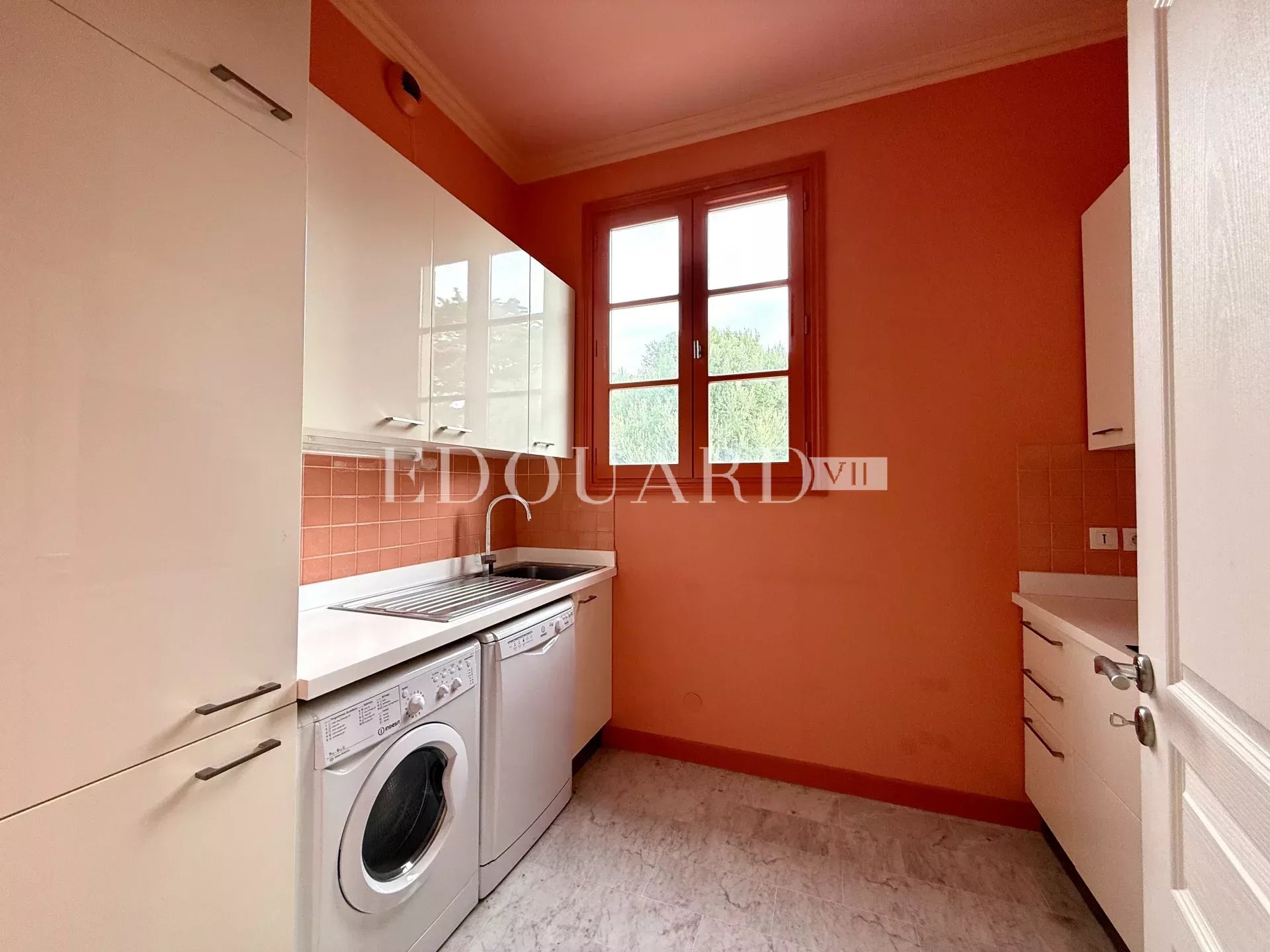 2 Bed, 1 Bath, ApartmentFor Sale, Roquebrune-Cap-Martin, Alpes-Maritimes