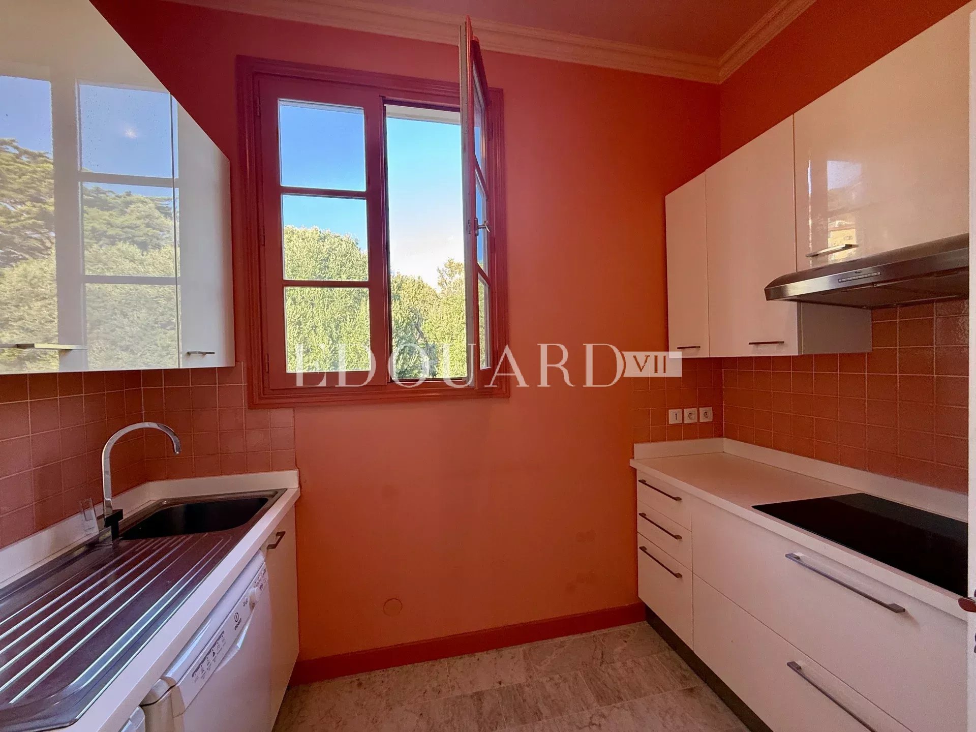 2 Bed, 1 Bath, ApartmentFor Sale, Roquebrune-Cap-Martin, Alpes-Maritimes