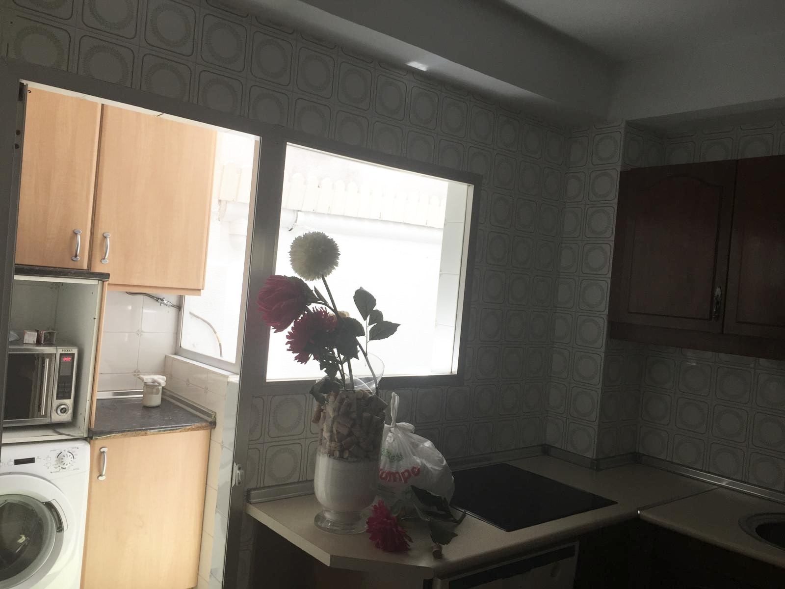 3 Bed, 1 Bath, ApartmentFor Sale, Marbella, Malaga