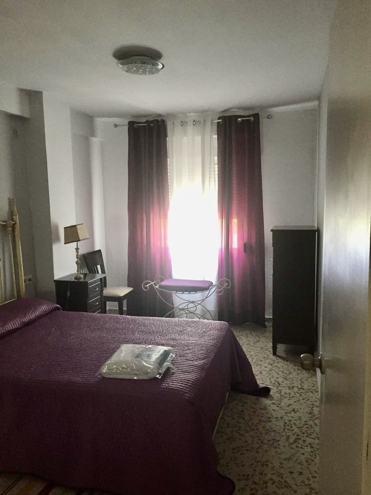 3 Bed, 1 Bath, ApartmentFor Sale, Marbella, Malaga