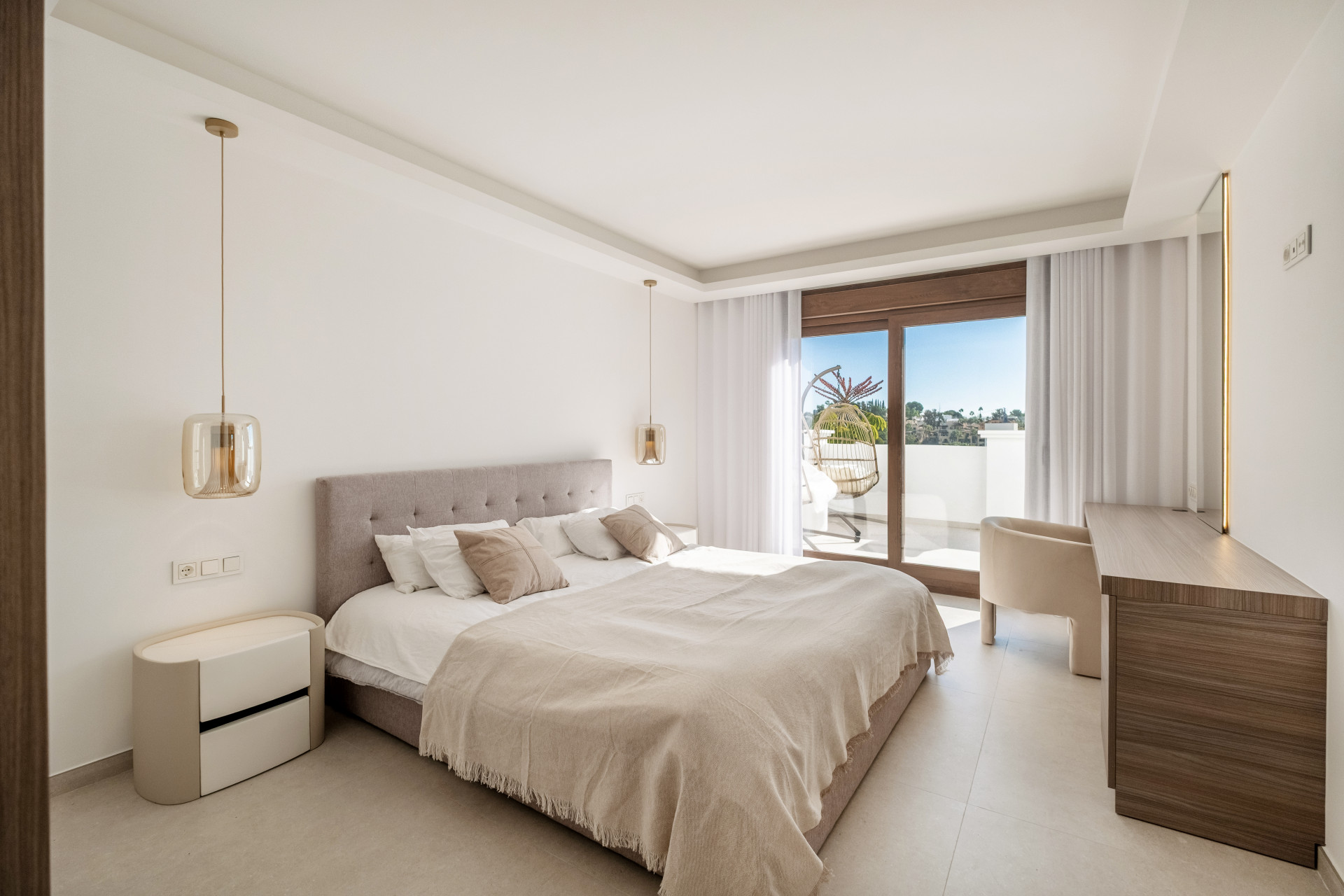 4 Bed, 4 Bath, HouseFor Sale, Estepona, Malaga