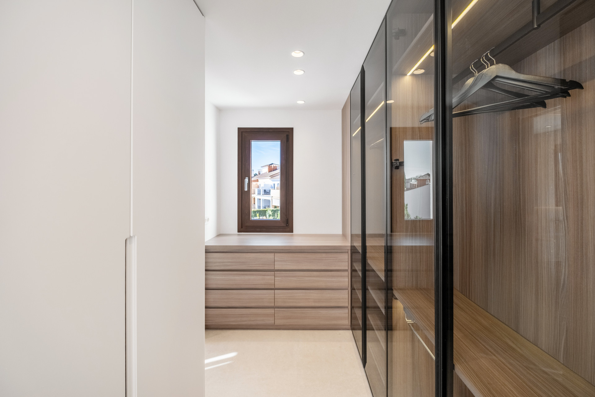 4 Bed, 4 Bath, HouseFor Sale, Estepona, Malaga