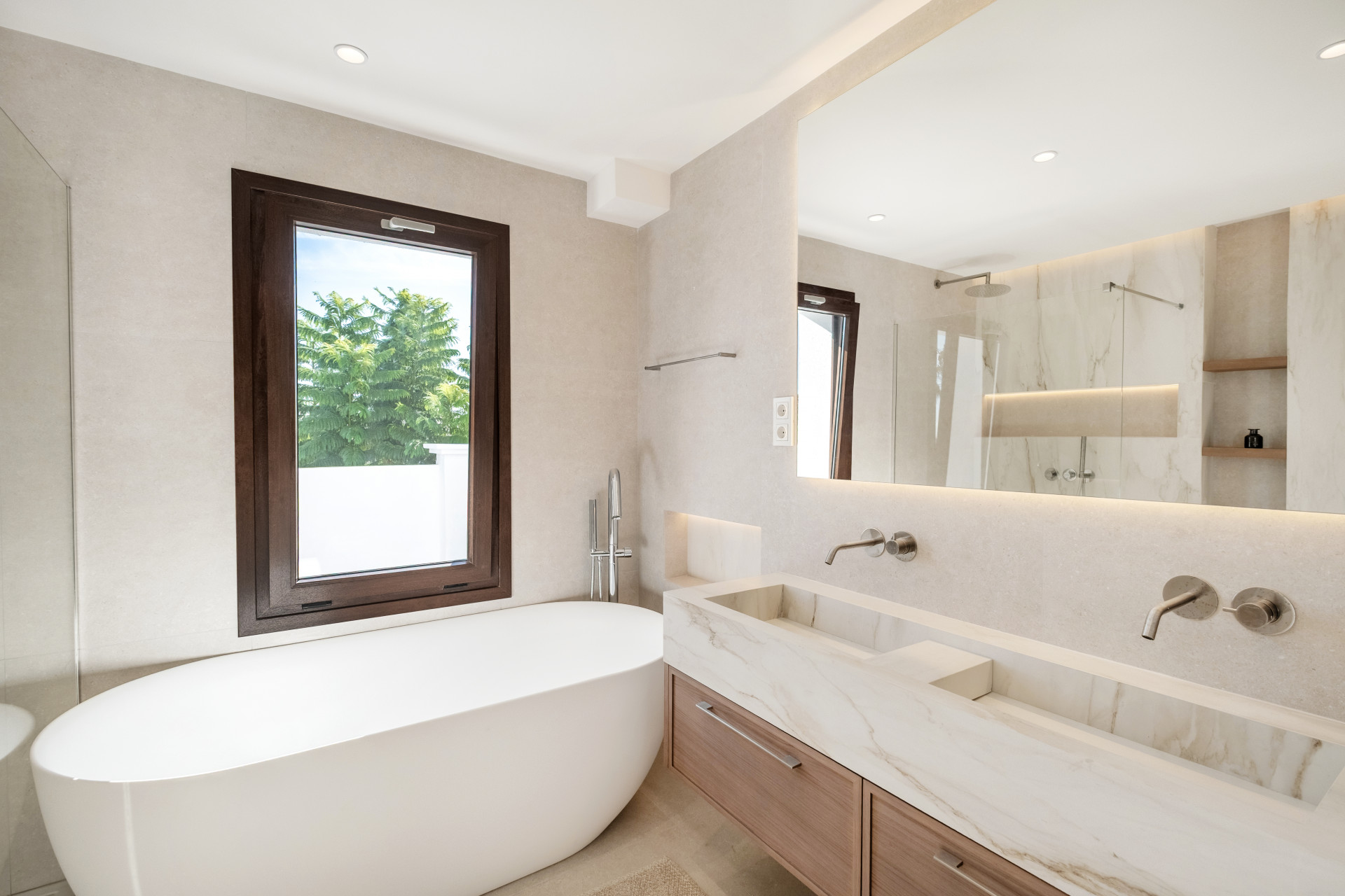 4 Bed, 4 Bath, HouseFor Sale, Estepona, Malaga